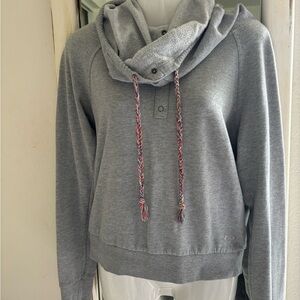 Roxy gray sweater